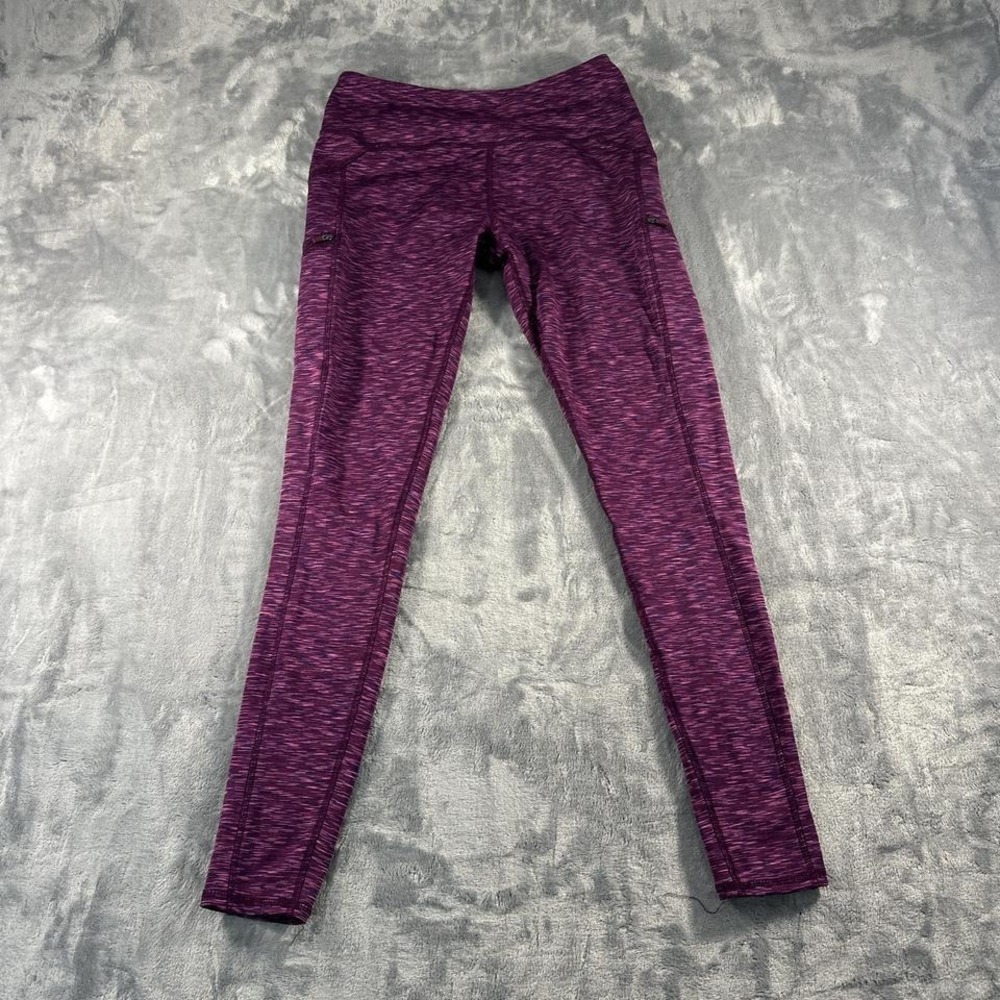 Purple high-waisted leggings‎